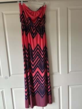 Bongo Strapless Geometric Chevron Maxi Dress Coral Navy Size Large